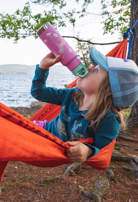 12 oz Kids' Water Bottle - Girl in Hammock