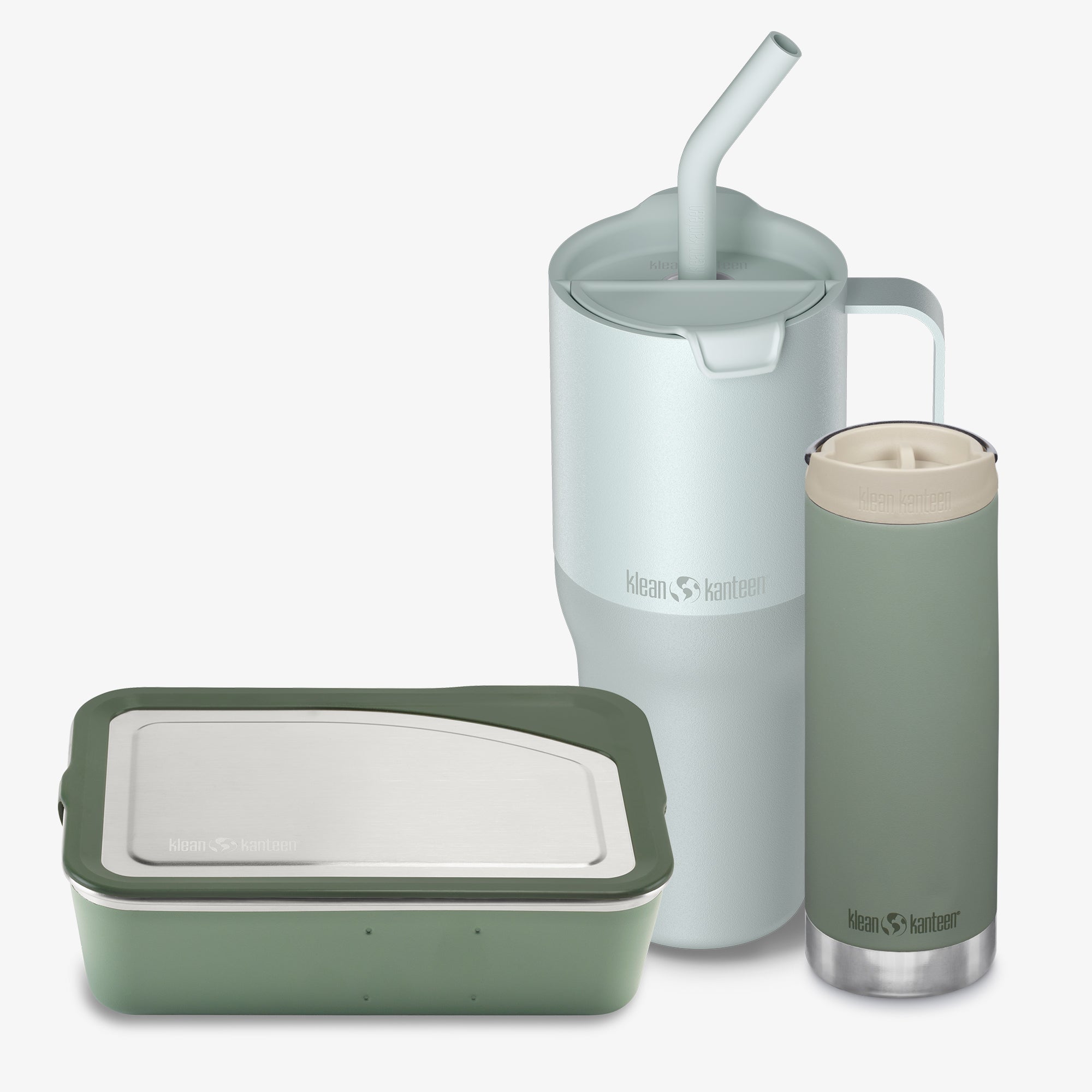 Set of insulated containers with a straw lid and a bottle on a white background