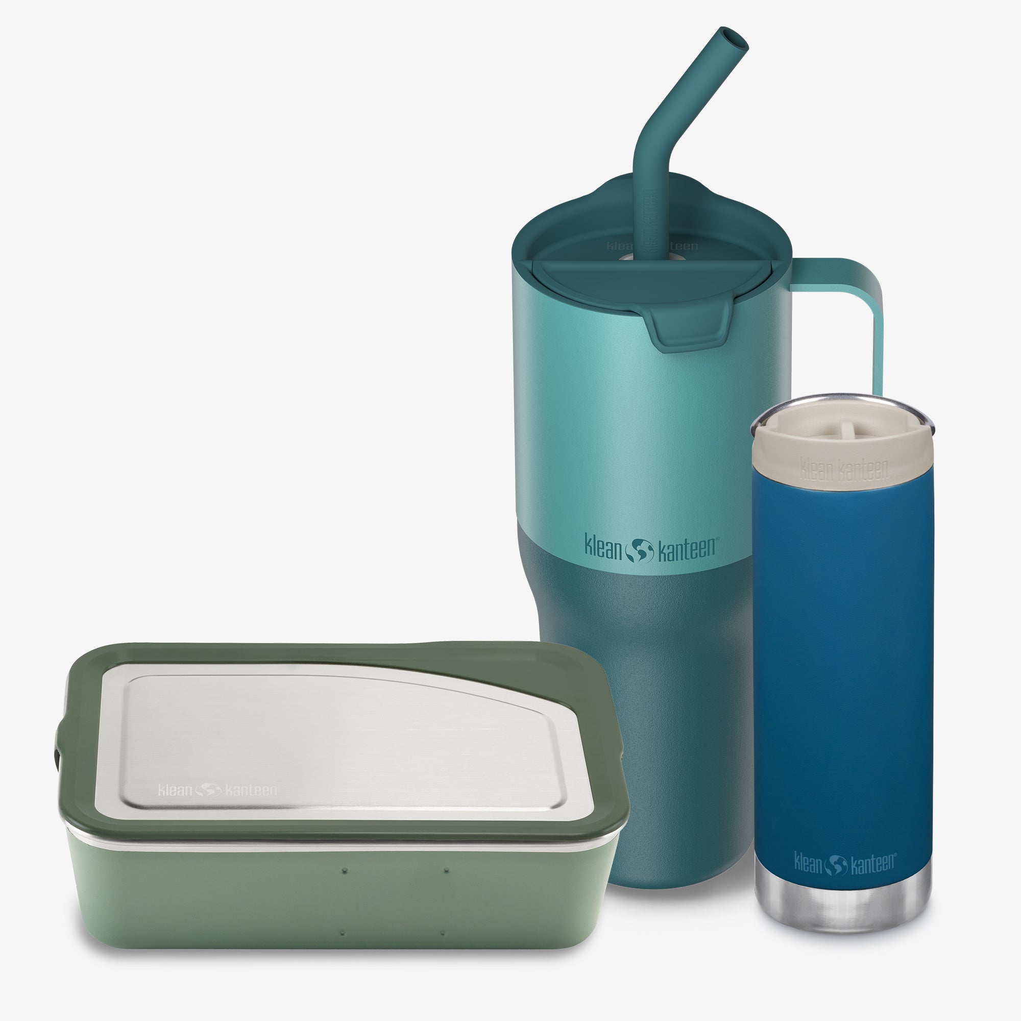 Two insulated containers, one green and one blue, with a straw lid on a white background.