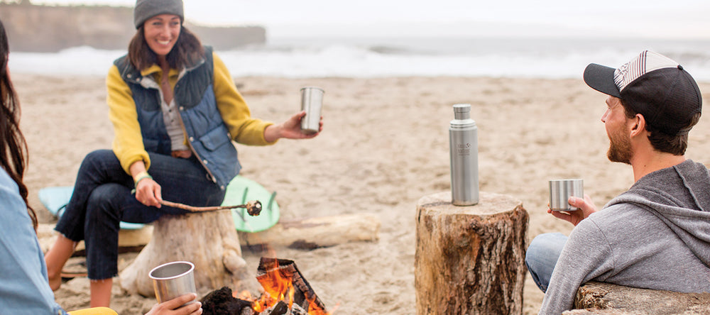 https://www.kleankanteen.com/cdn/shop/files/tkpro_insulated_32oz_beach_bonfire_group_banner_1000x.jpg?v=1650660779